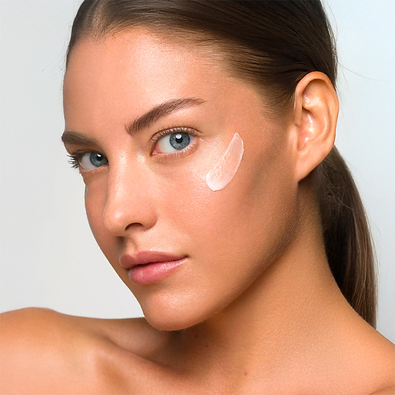 ESPECIALIDAD EN TÉCNICAS AVANZADAS EN PIEL Y CORRECCIONES